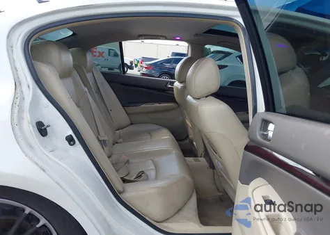 2011 Infiniti G37 Journey z USA, uszkodzony, nr VIN JN1CV6AP4BM300782